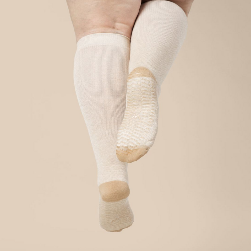 Sesame Twist - Grip Socks