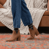 Onyx Twist Featherline