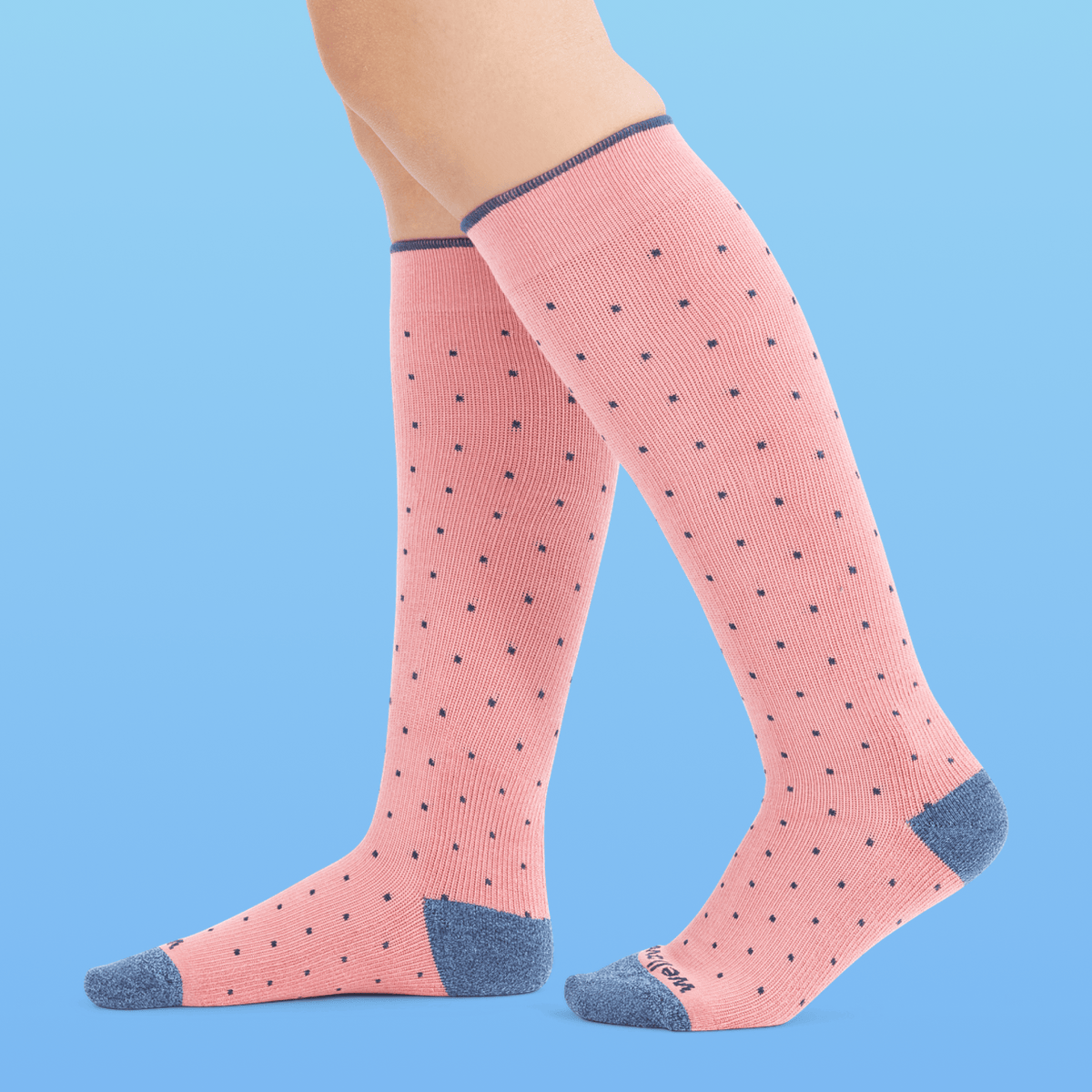Woodrose Dots